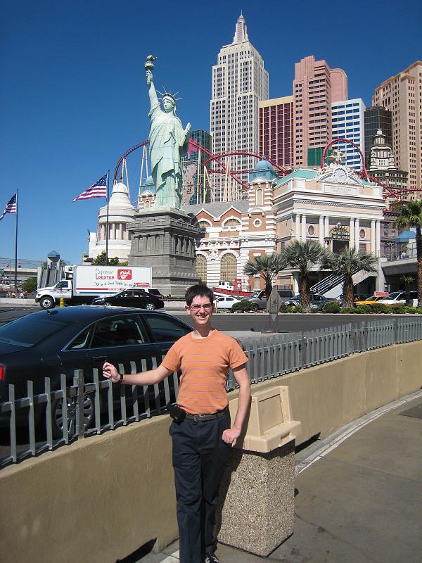 Outside New York New York on the Strip